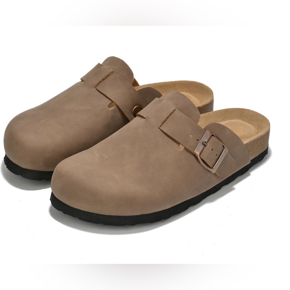NIB Women's Tan Suede Clogs with a classic stylish look & vintage buckle design